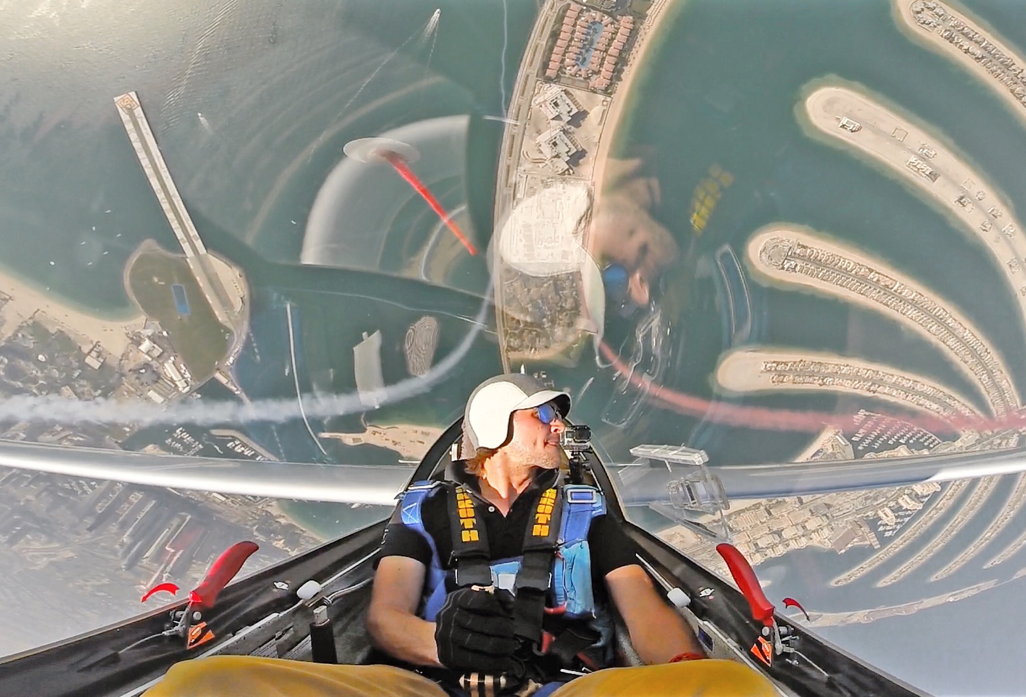 episode-56-eric-the-aerobatic-glider-pilot-glistening-particles